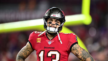 足球沦为水 足球沦为水