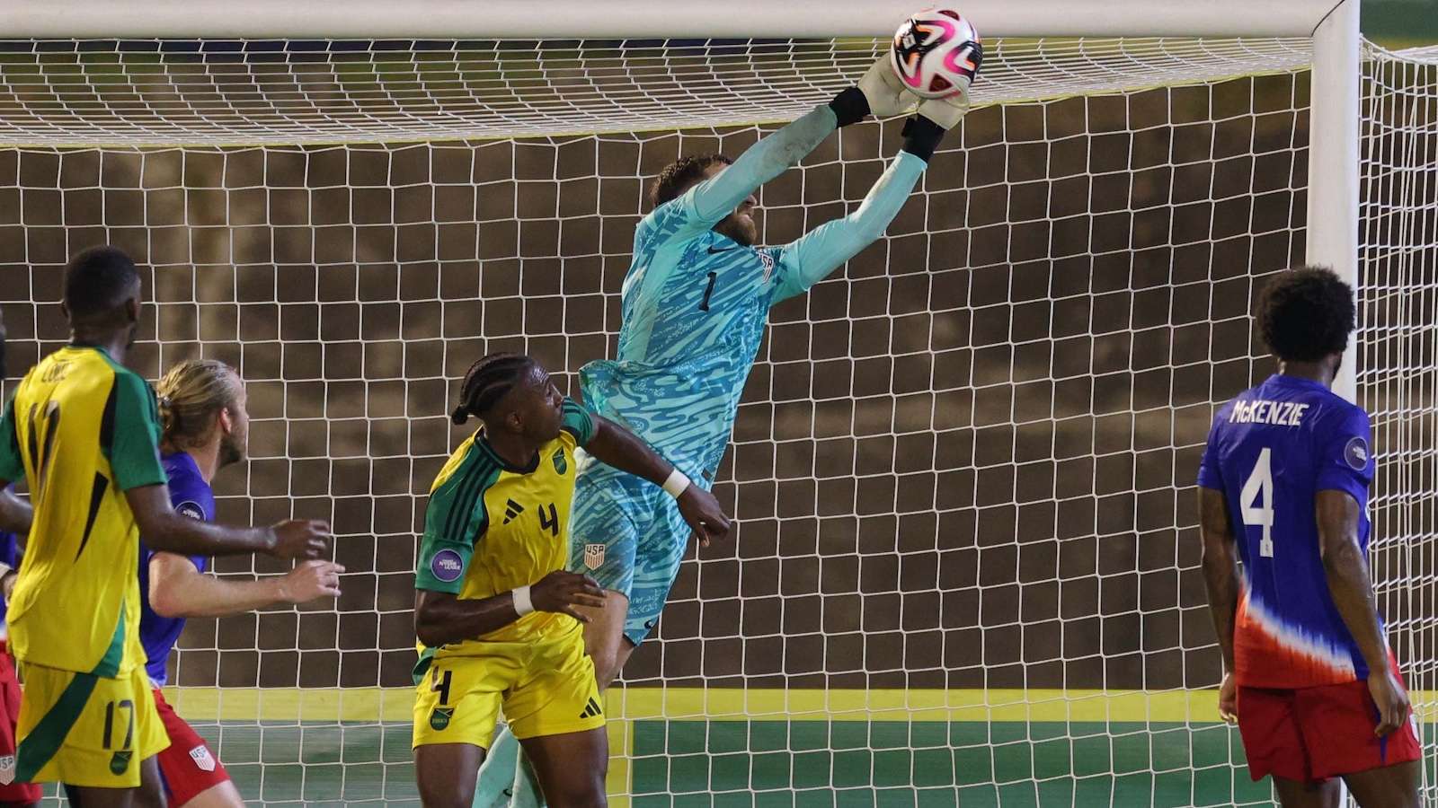 长阿兹皮利 长阿兹皮利