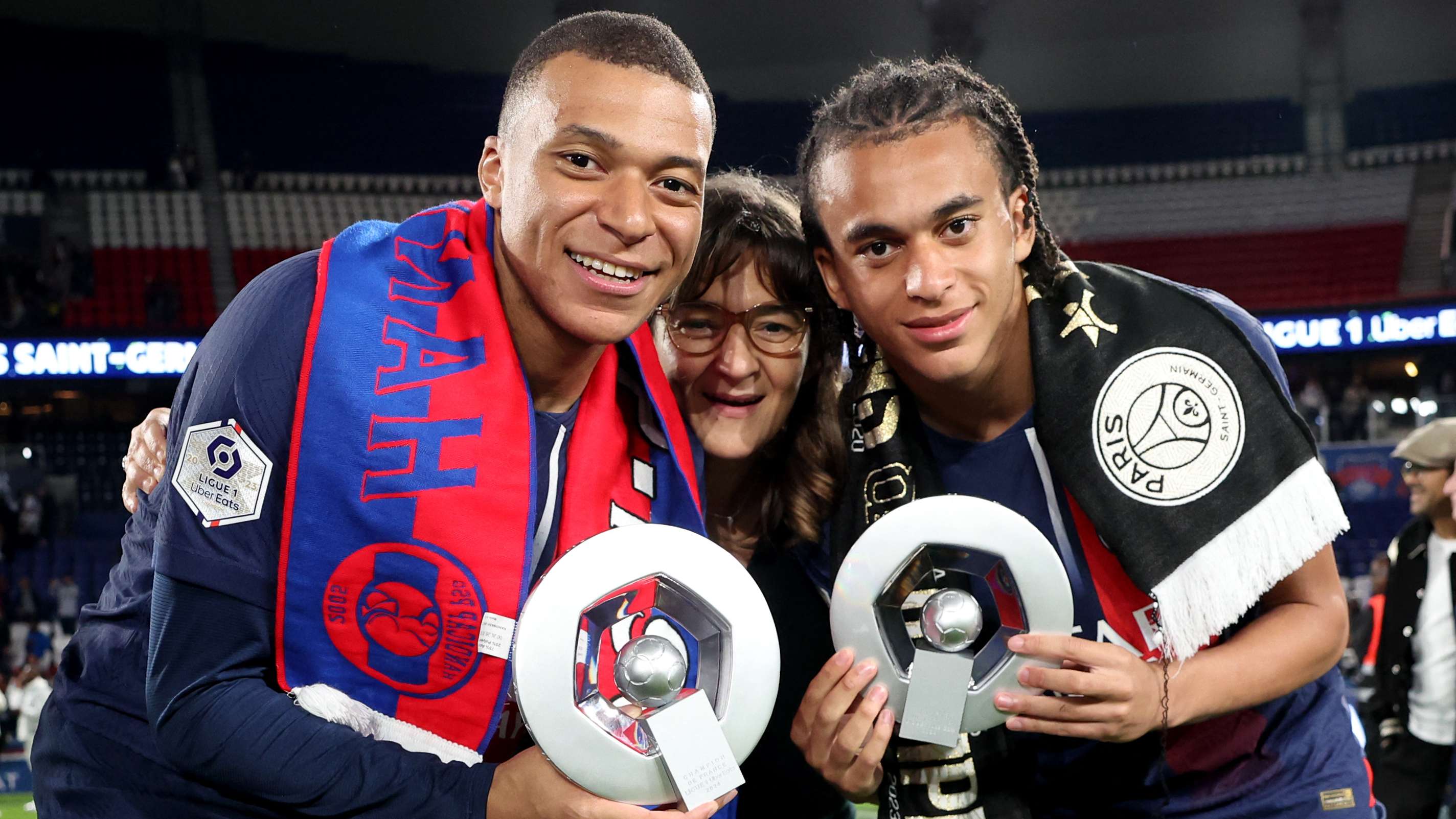 深切尊重 深切尊重